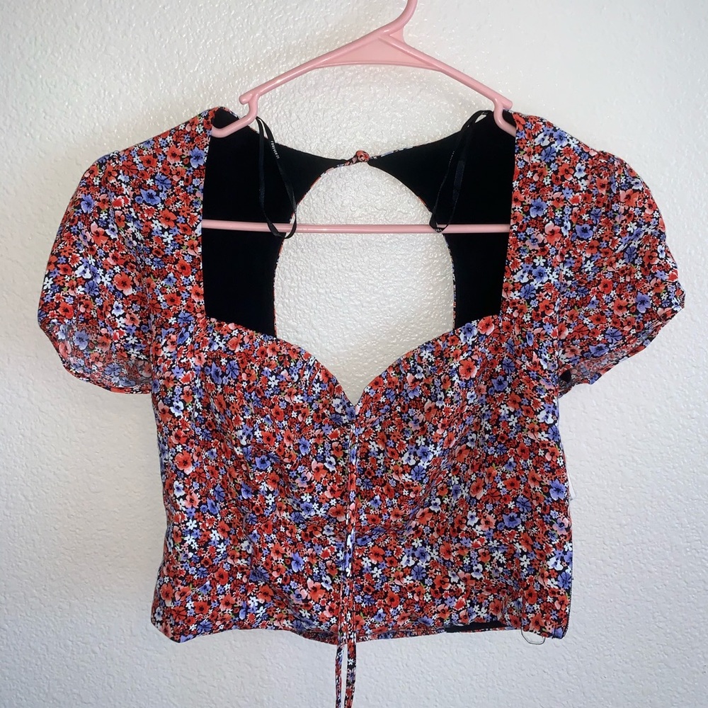 Forever 21 blouse crop top